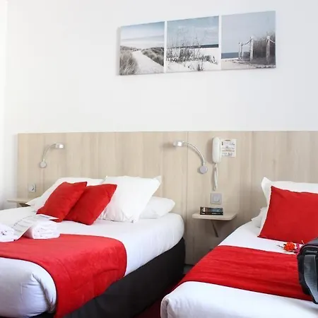 Le Heron Cendre 3* لا ترمبلاد