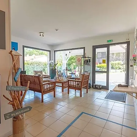 Hotel Le Heron Cendre