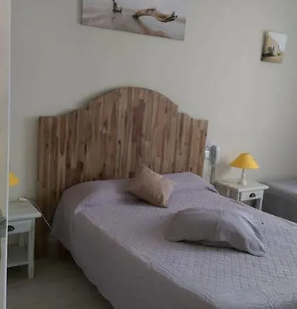 Le Heron Cendre 3* لا ترمبلاد